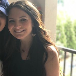 Meet your Posher, Bri